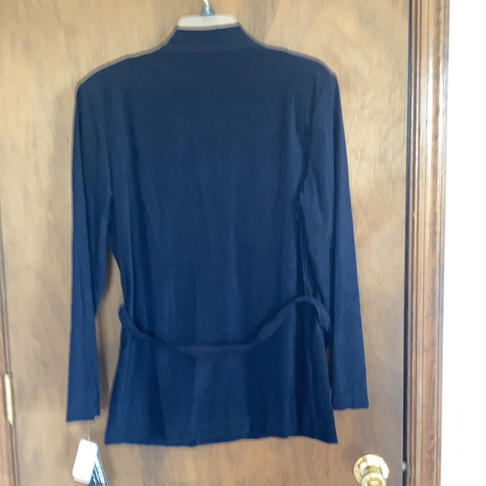 Vintage 90s navy blue button up jacket with belt and shoulder pads - Picture 6 of 17